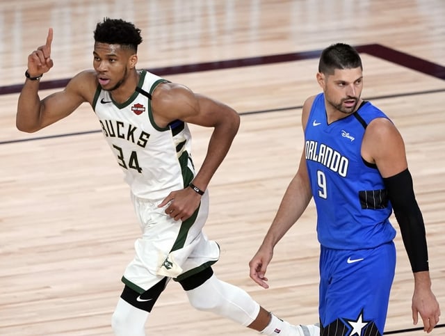 Giannis Antetokounmpo Giannis Antetokounmpo