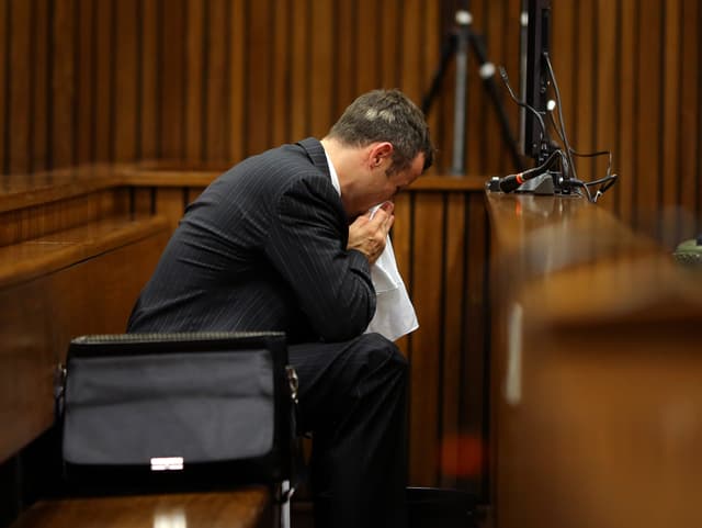 Pistorius übergibt sich im Gerichtssaal