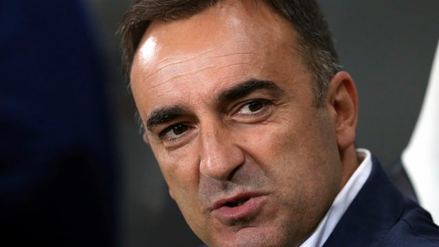 Carlos Carvalhal. Carlos Carvalhal.