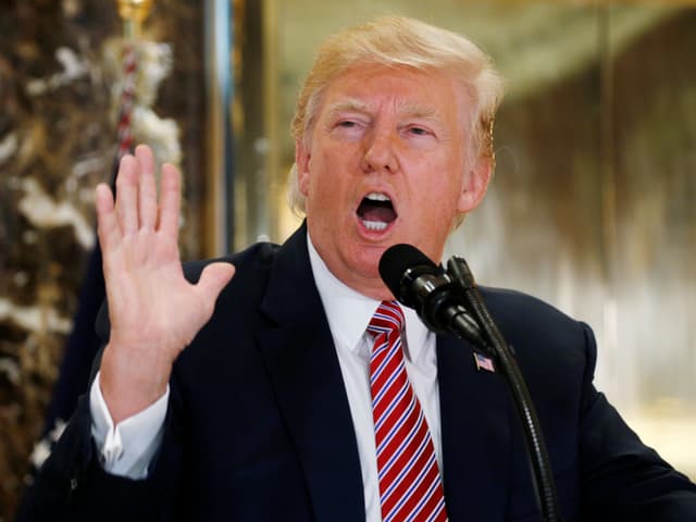 Trump vor den Medien in New York Trump vor den Medien in New York