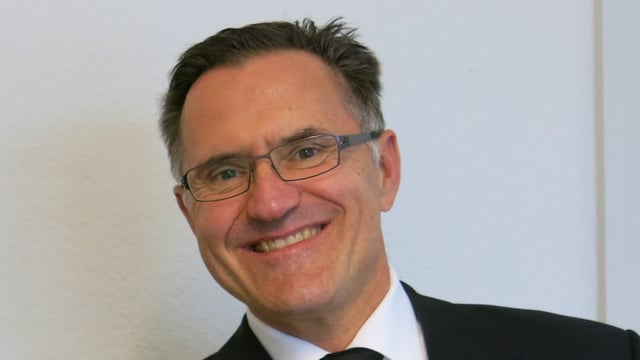Porträt von Urs Schmid. Porträt von Urs Schmid.