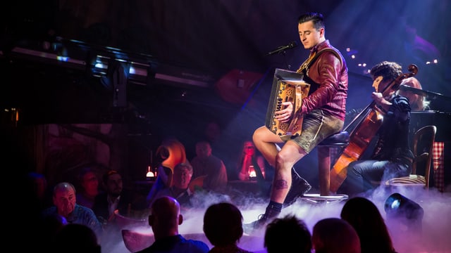 Auftritt Andreas Gabalier: In der Jass-Show vor einem wesentlich kleineren Publikum als gewohnt.
