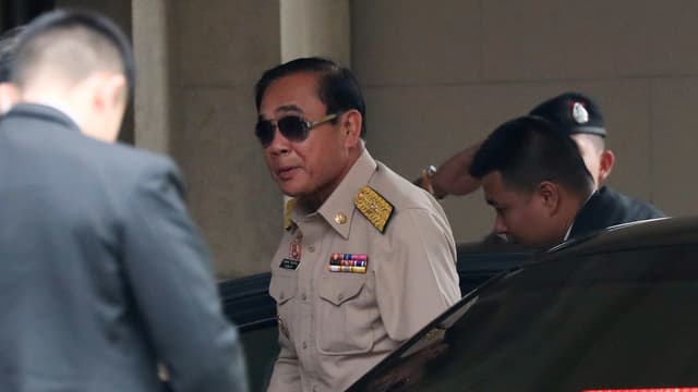 General Prayut mit Sonnenbrille. General Prayut mit Sonnenbrille.