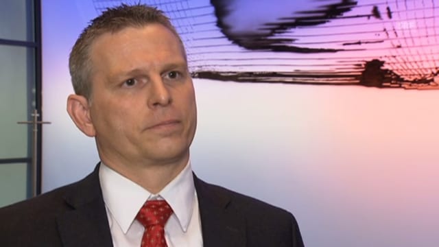 Tibor Szvircsev. Tibor Szvircsev.