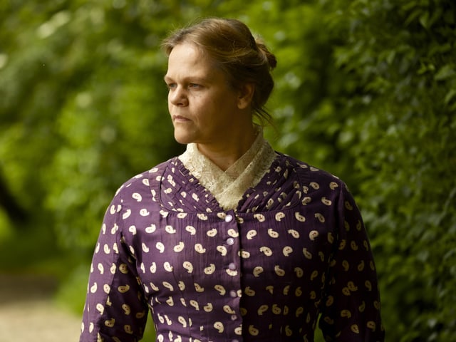 Séverine Caneele als Rose Beuret. Séverine Caneele als Rose Beuret.