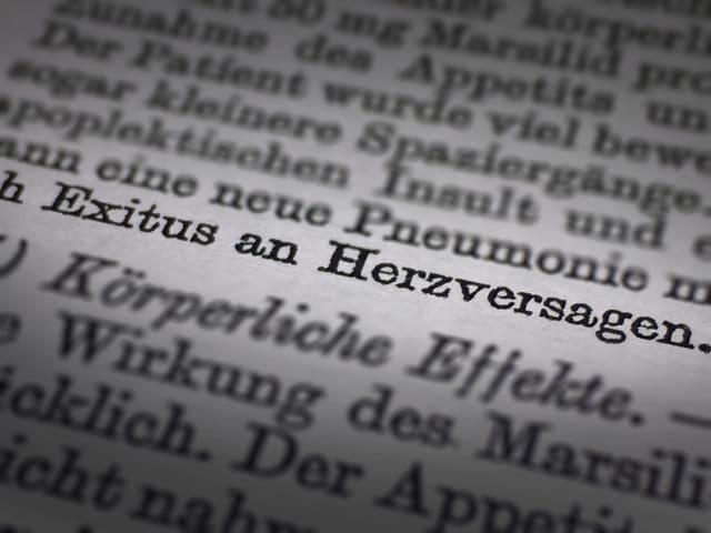 Textstelle in Dokument. Darauf steht: "Exitus an Herzversagen". Textstelle in Dokument. Darauf steht: "Exitus an Herzversagen".