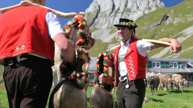 Video «Alpzyt» abspielen Video «Alpzyt» abspielen