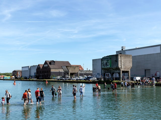 Ayse Erkmen: «On Water» Ayse Erkmen: «On Water»