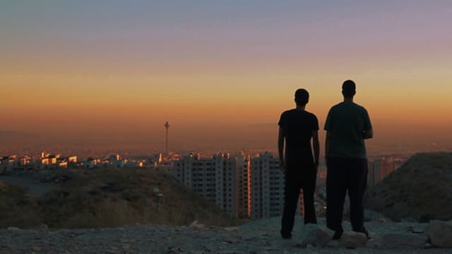Arash und Anoosh im Iran: «Blade and Beard» hatten es satt, ihre Musik nur im Versteckten zu spielen. Arash und Anoosh im Iran: «Blade and Beard» hatten es satt, ihre Musik nur im Versteckten zu spielen.