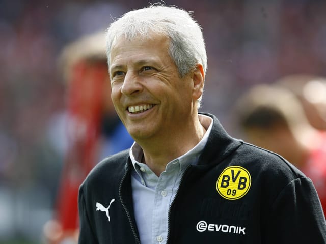 Lucien Favre mit einem Lachen auf den Lippen.