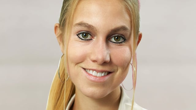 Meret Schneider, Nahaufnahme. Meret Schneider, Nahaufnahme.