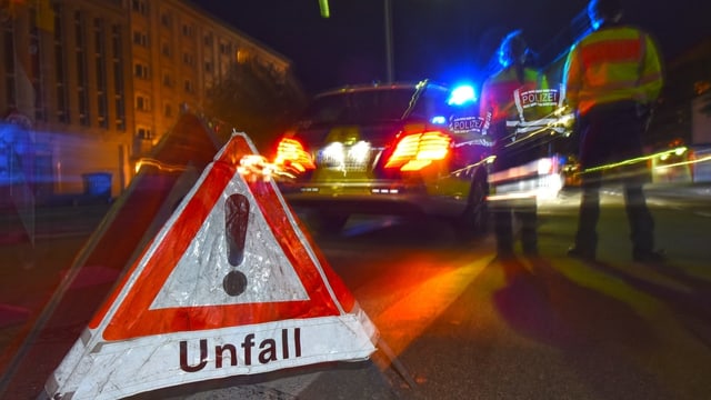 Adatg accident (maletg da simbol). Adatg accident (maletg da simbol).
