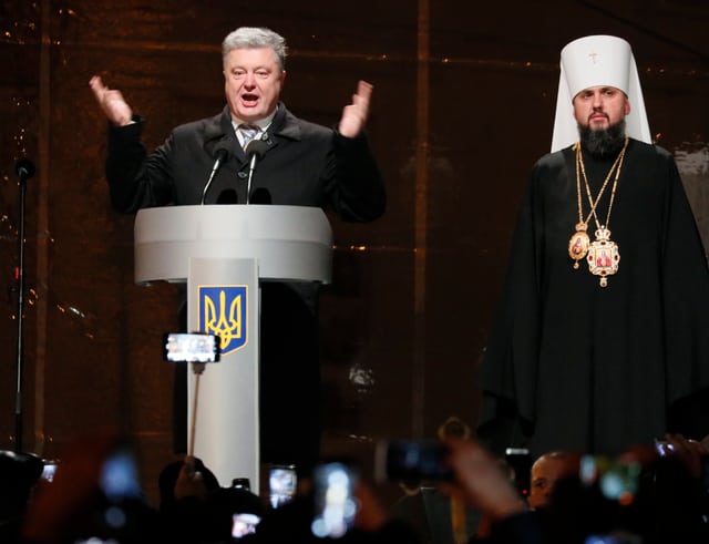 Poroschenko stellt das neue Kirchenoberhaupt vor Poroschenko stellt das neue Kirchenoberhaupt vor
