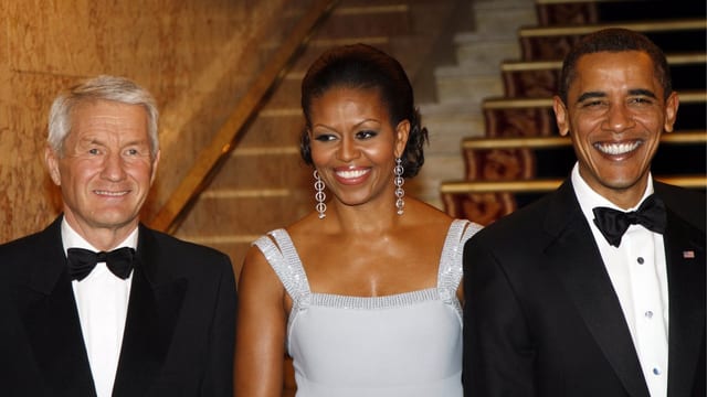 Thorbjoern Jagland zusammen mit Michelle und Barack Obama Thorbjoern Jagland zusammen mit Michelle und Barack Obama