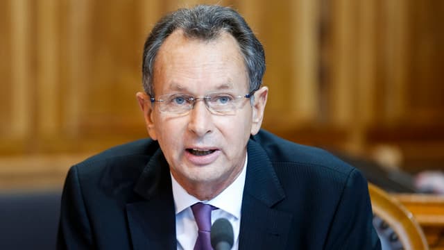 Ständerat Philipp Müller spricht während der Debatte im Saal. Ständerat Philipp Müller spricht während der Debatte im Saal.