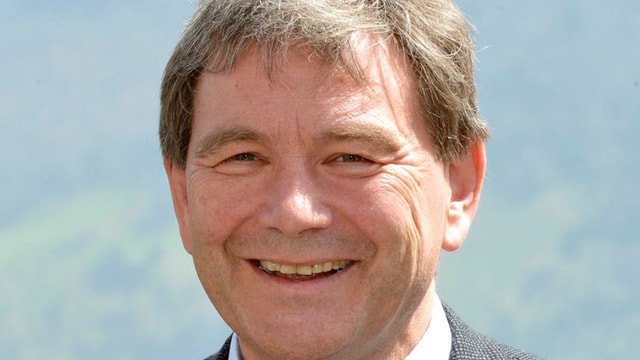 Res Schmid, SVP-Bundesratskandidat für den Kanton Nidwalden. Res Schmid, SVP-Bundesratskandidat für den Kanton Nidwalden.