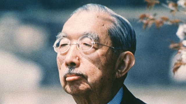 Kaiser Hirohito in Nahaufnahme. Kaiser Hirohito in Nahaufnahme.