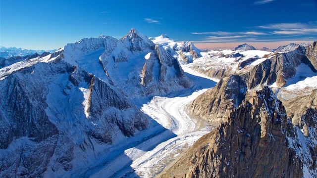 Der Oberaletschgletscher. Der Oberaletschgletscher.