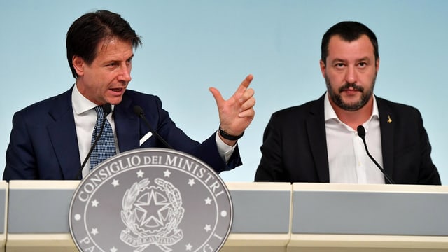Premierminister Giuseppe Conte (links) und Matteo Salvini Premierminister Giuseppe Conte (links) und Matteo Salvini