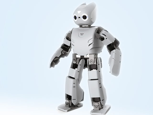 Ein weisser Roboter mit einem Kopf, der an einen Hasen erinnert. Ein weisser Roboter mit einem Kopf, der an einen Hasen erinnert.