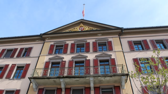 Fassade des Regierungsgebäudes in Sitten. Fassade des Regierungsgebäudes in Sitten.