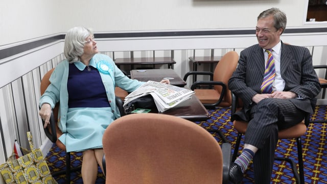 Gemeinsame Sache für raschen Brexit: Ann Widdecombe and Nigel Farage. Gemeinsame Sache für raschen Brexit: Ann Widdecombe and Nigel Farage.