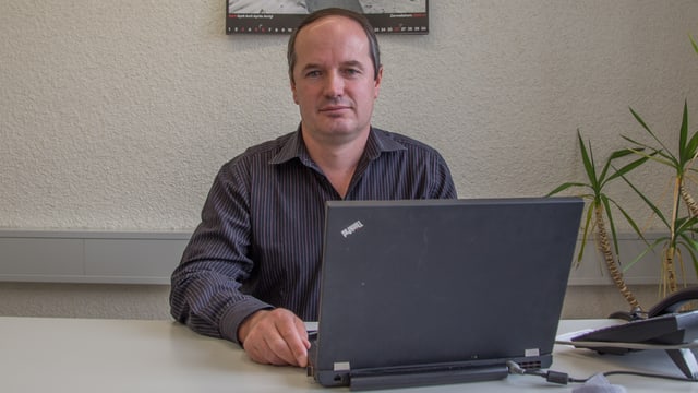Stefan Schmid, il president communal da Val. Stefan Schmid, il president communal da Val.