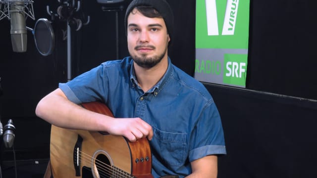 Ben Pavlo und Gitarre Ben Pavlo und Gitarre