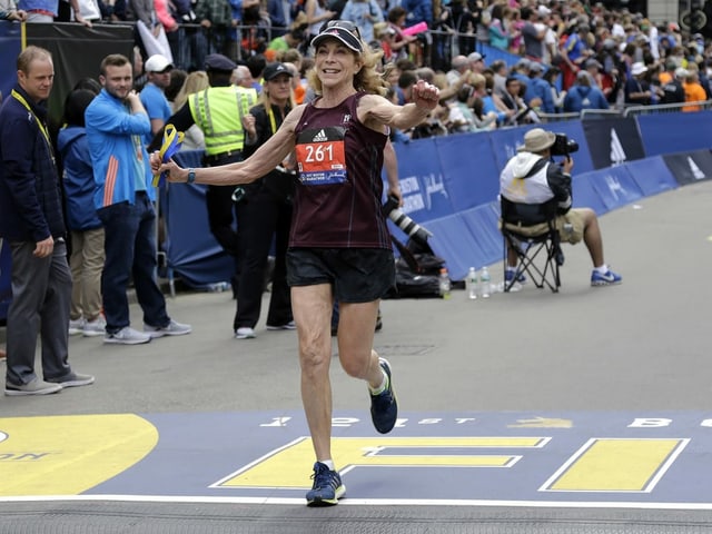 2017 absolvierte Kathrine Switzer den Boston-Marathon noch einmal erfolgreich. 2017 absolvierte Kathrine Switzer den Boston-Marathon noch einmal erfolgreich.