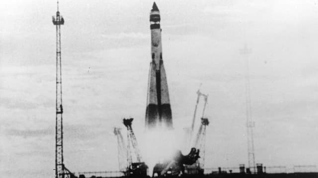 Start Sputnik. Start Sputnik.