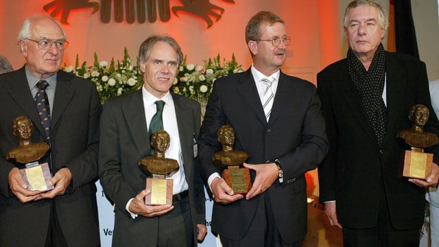 Hans-Ulrich Wehler, Moritz Leuenberger, Wendelin Wiedeking und Hans Neuenfels. Hans-Ulrich Wehler, Moritz Leuenberger, Wendelin Wiedeking und Hans Neuenfels.