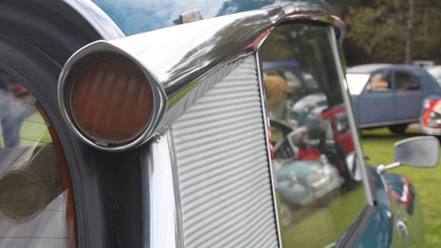 Verchromtes Rücklicht der Citroën DS. Verchromtes Rücklicht der Citroën DS.