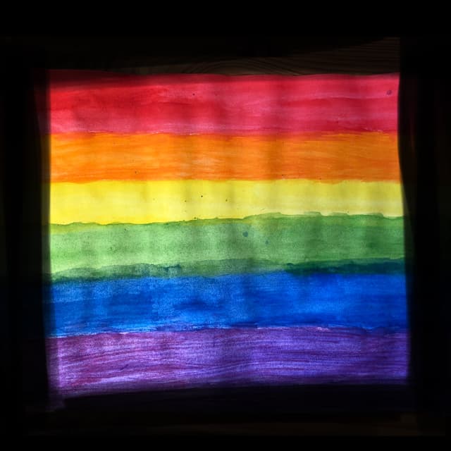 Zeichnung einer Regenbogenfahne Zeichnung einer Regenbogenfahne