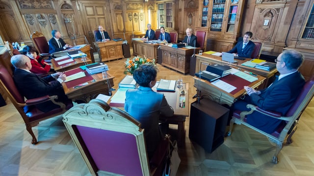 Bundesräte im Sitzungszimmer Bundesräte im Sitzungszimmer