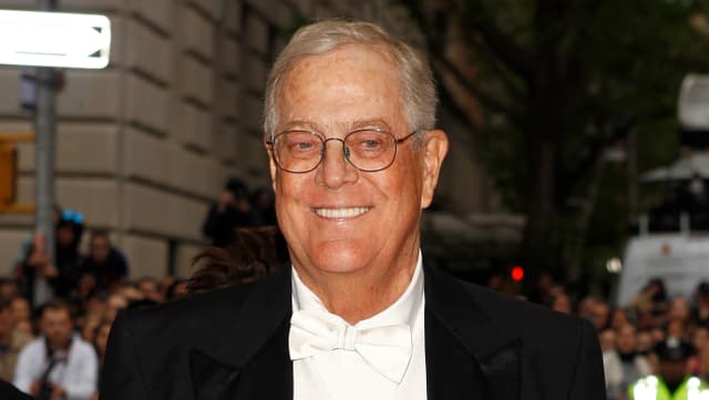 Wirtschaftsmagnat David Koch bei einer Gala in New York im Mai 2014 Wirtschaftsmagnat David Koch bei einer Gala in New York im Mai 2014