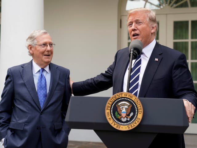 Der republikanische Mehrheitsführer McConnell und Präsident Trump. Der republikanische Mehrheitsführer McConnell und Präsident Trump.