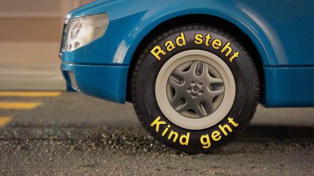 Rad steht - Kind geht. Rad steht - Kind geht.