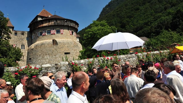 Apéro im Rosengarten Apéro im Rosengarten
