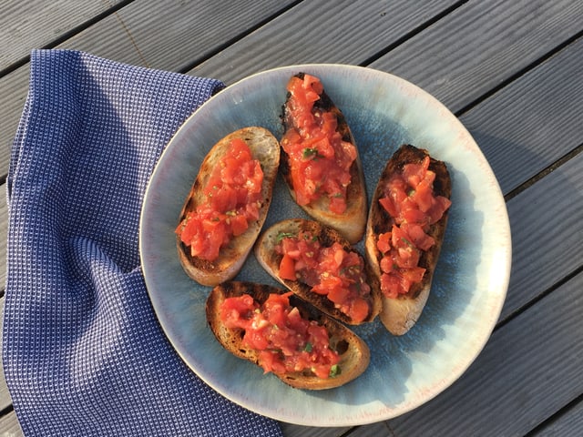 Bruschette mit Tomaten. Bruschette mit Tomaten.