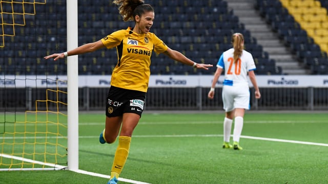 Stefanie De Além da Eira dreht jubelnd ab Stefanie De Além da Eira dreht jubelnd ab