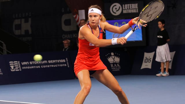 Giugadra da tennis. Giugadra da tennis.