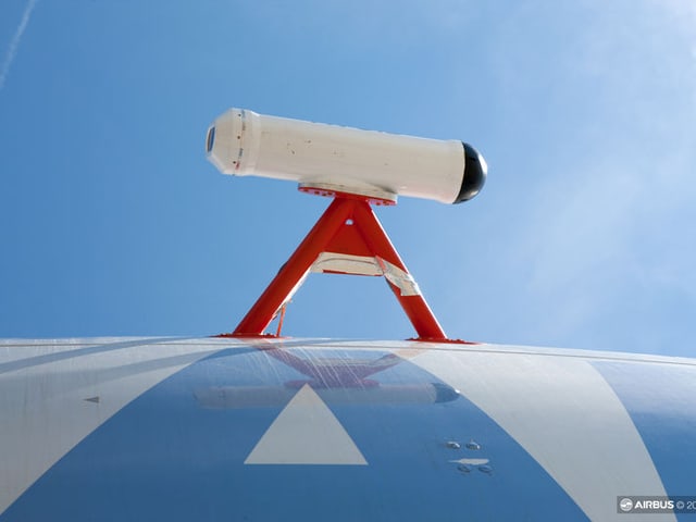 Eine Kamera, aussen auf einem Flugzeug aufgebracht. Eine Kamera, aussen auf einem Flugzeug aufgebracht.