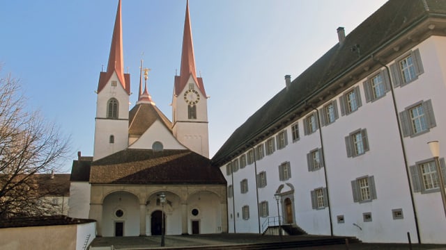 Aussenansicht des Klosters in Muri. Aussenansicht des Klosters in Muri.
