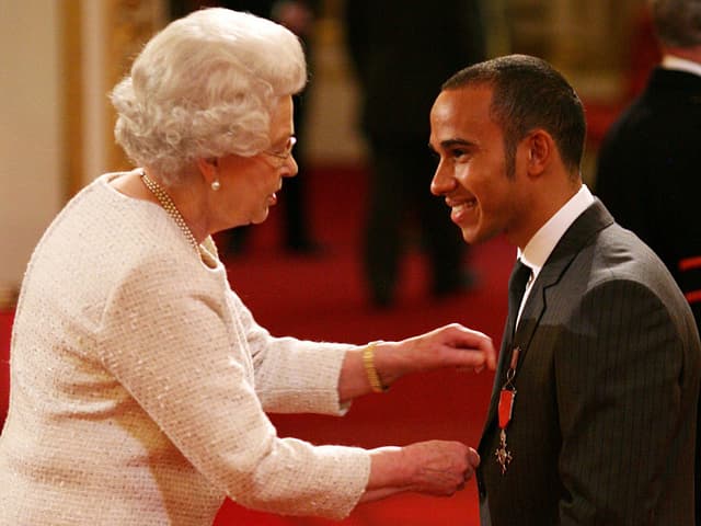 Die Queen und Lewis Hamilton Die Queen und Lewis Hamilton
