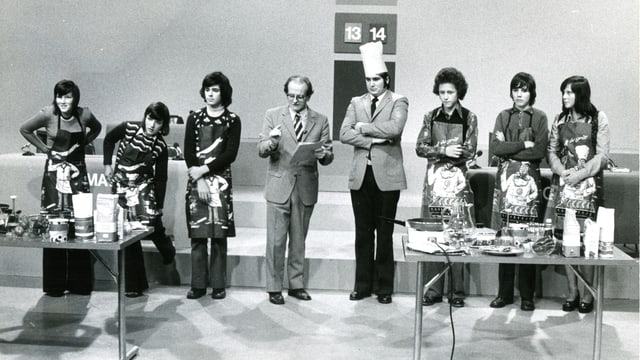 Tista Murk ha moderà dal 1973 fin 1975 il gieu televisiv «Testas finas». Tista Murk ha moderà dal 1973 fin 1975 il gieu televisiv «Testas finas».