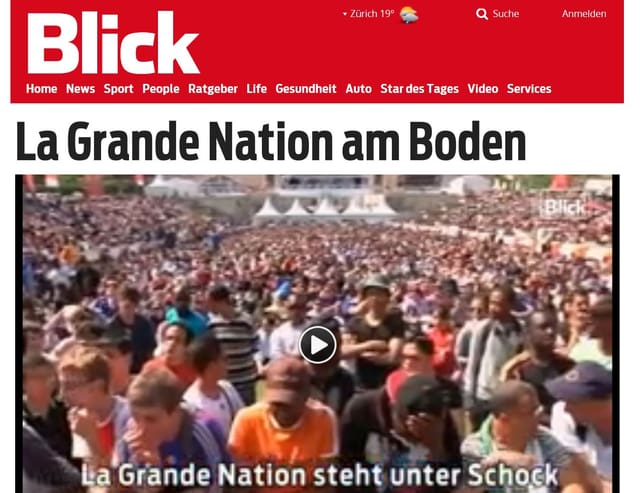 Schlagzeile im Blick: La Grande Nation am Boden Schlagzeile im Blick: La Grande Nation am Boden