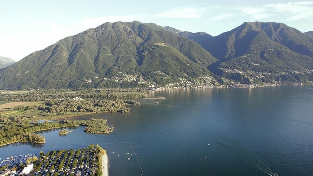 Bild mit See. Bild mit See.