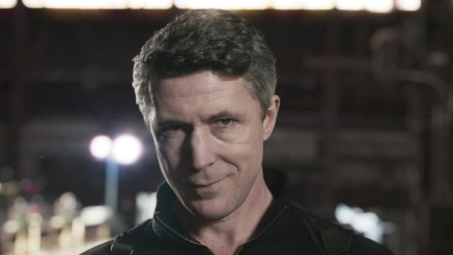 Paul Serene, gespielt von Aidan Gillen, in einer TV-Folge Paul Serene, gespielt von Aidan Gillen, in einer TV-Folge