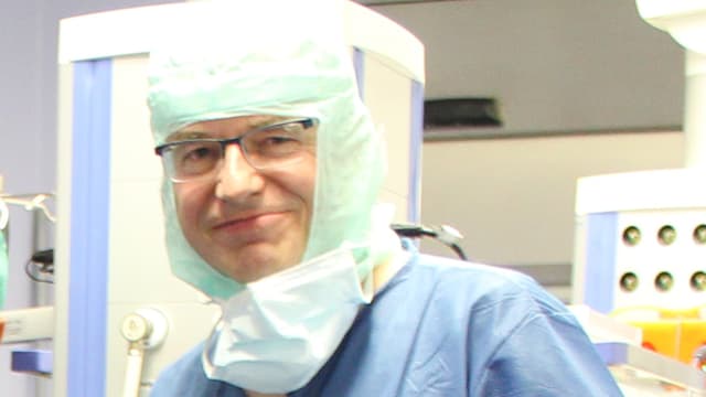 Chefarzt Steffen Berger zur erfolgreichen Operation (31.1.2016)