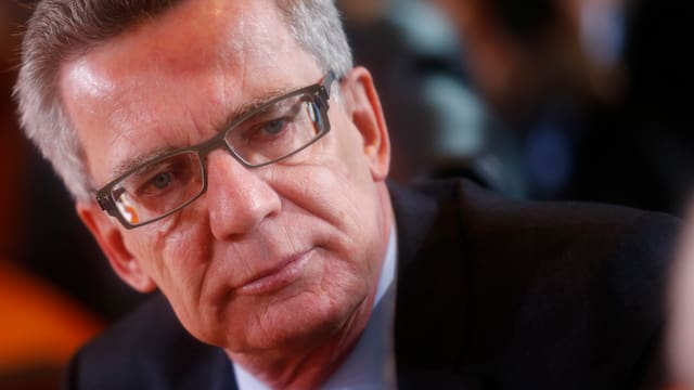De Maizière. De Maizière.